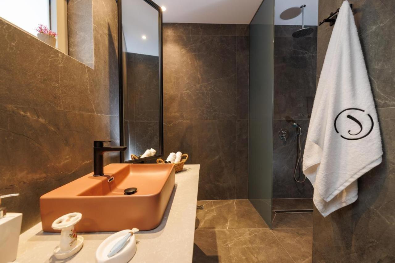 Jolly Suites Heraklion  Екстер'єр фото